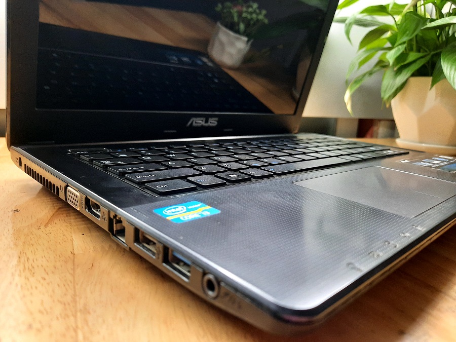 Laptop Asus X45C core I3